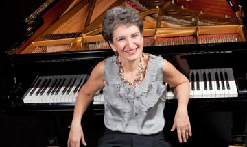 Sally Pinkas article Sally Pinkas article
