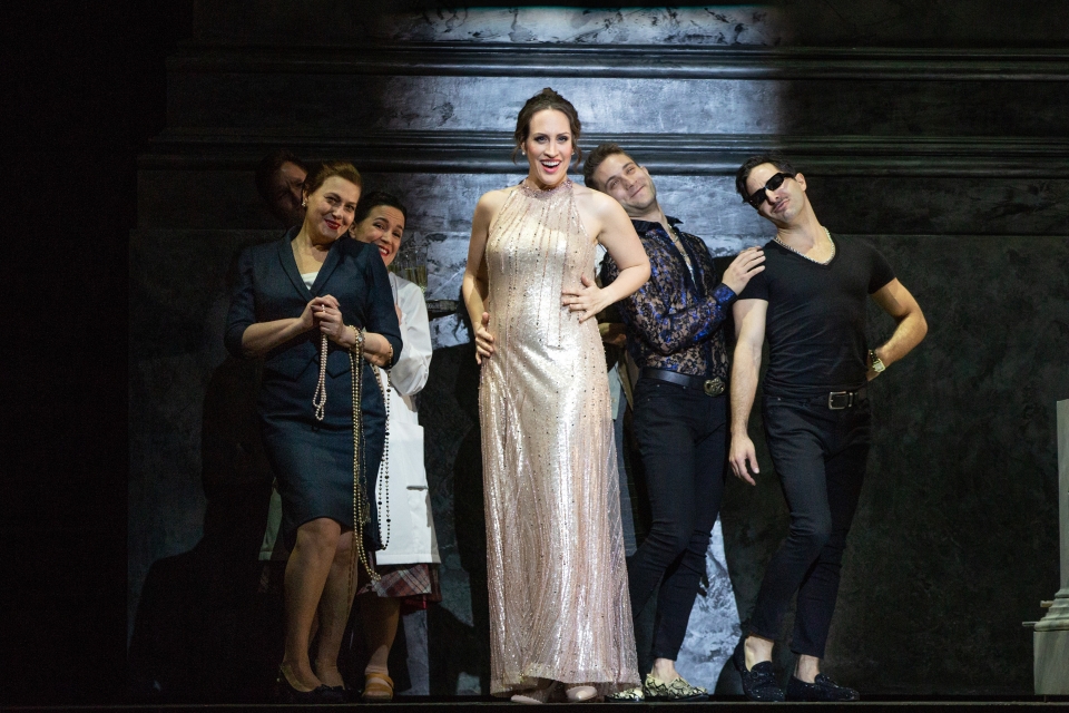Agrippina at a party